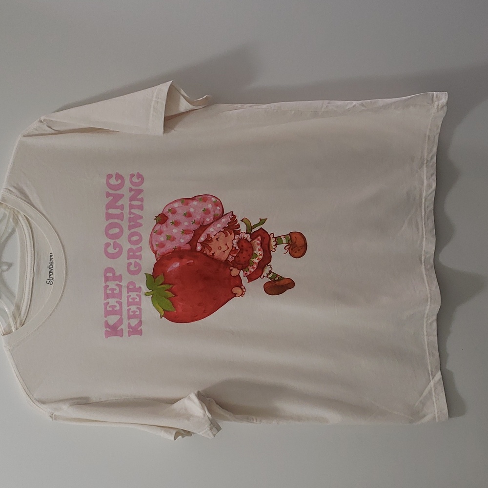Strawberry Shortcake Graphic Short Sleeve Tee